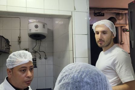 Talking to kitchen staff 